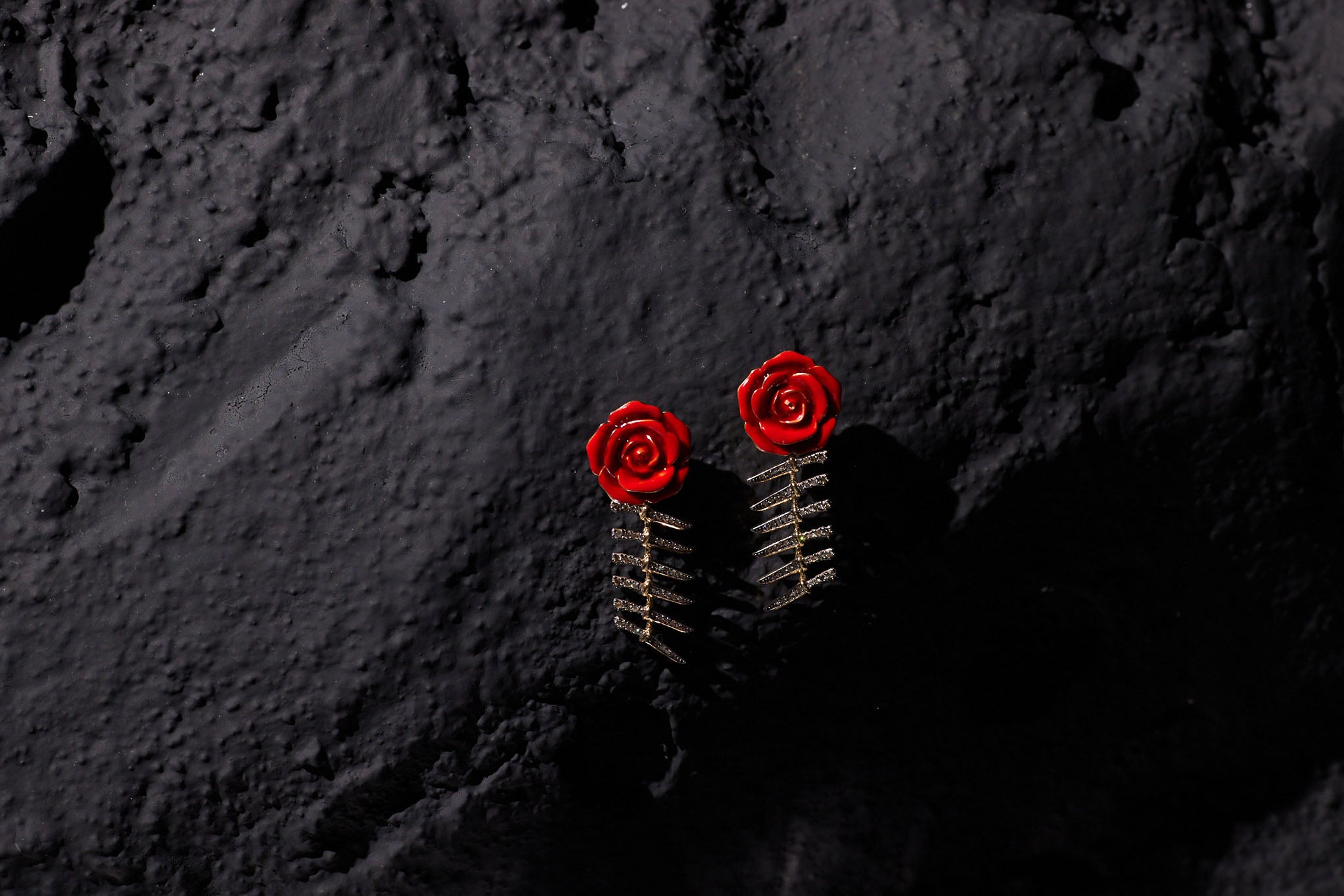 Bıçak ve Gül Earrings