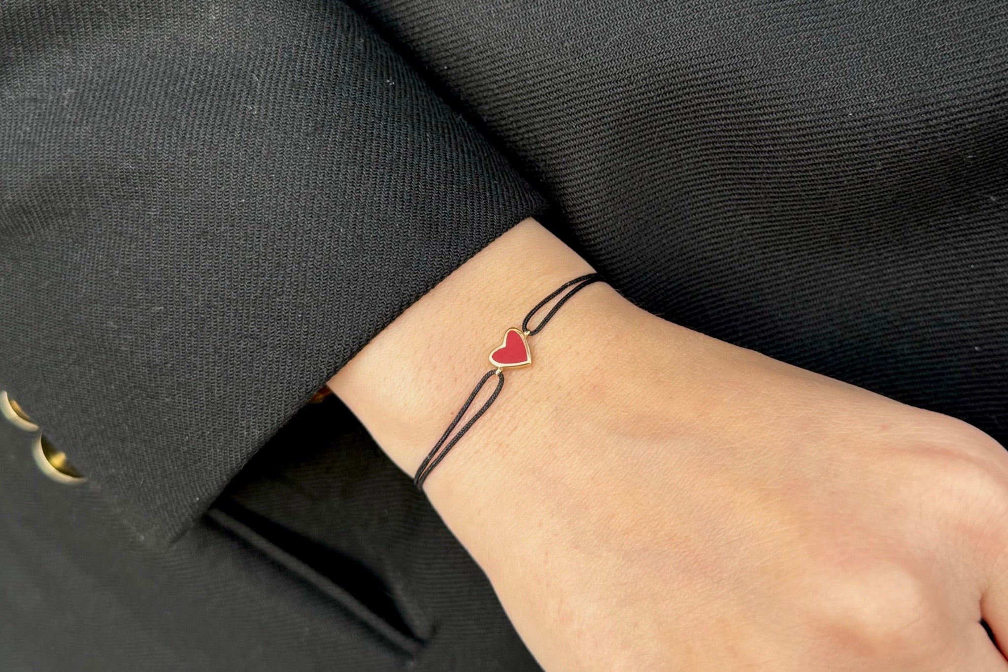 Love Bombing İpli Bileklik