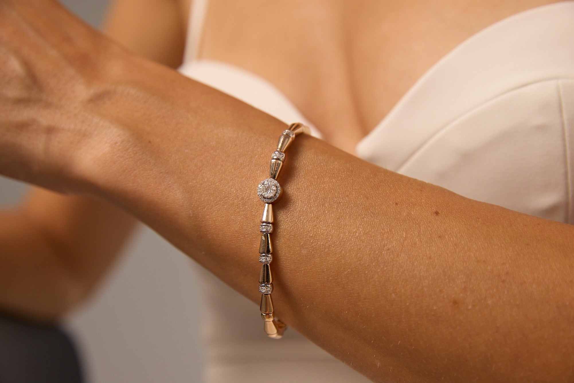 Arroway Bangle