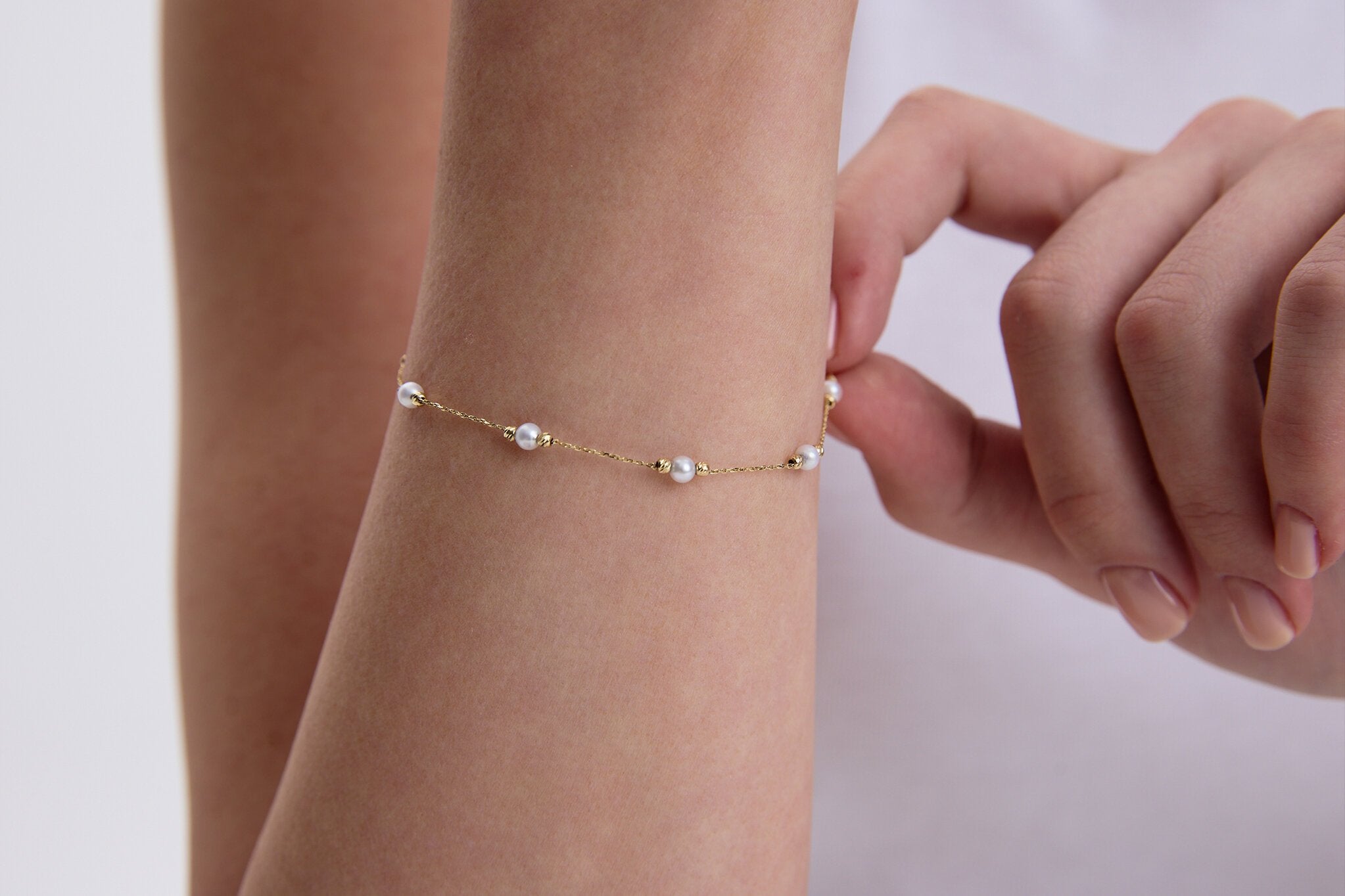 Seven &  Eleven Pearl