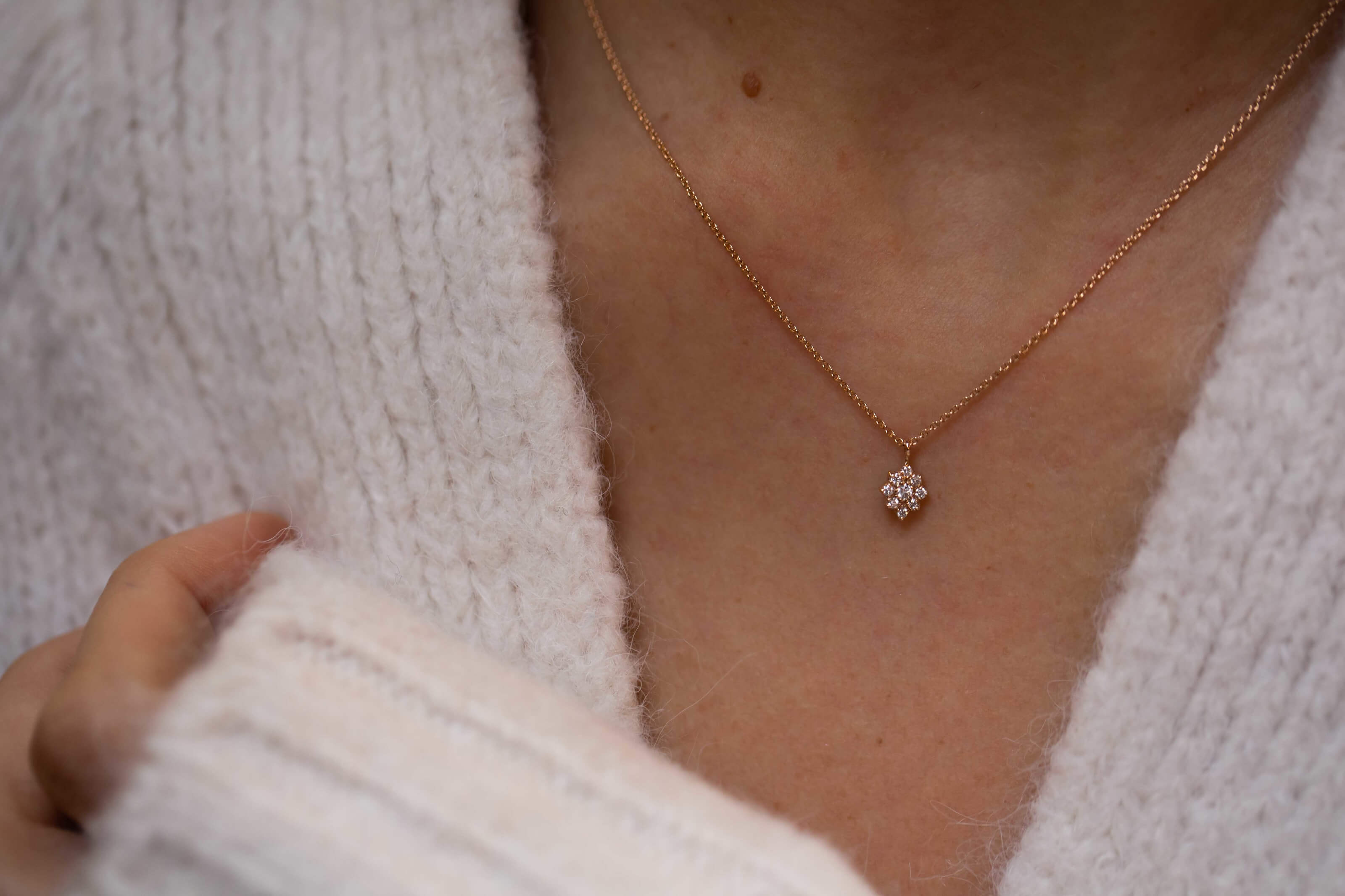 Cemre Pırlanta Kolye