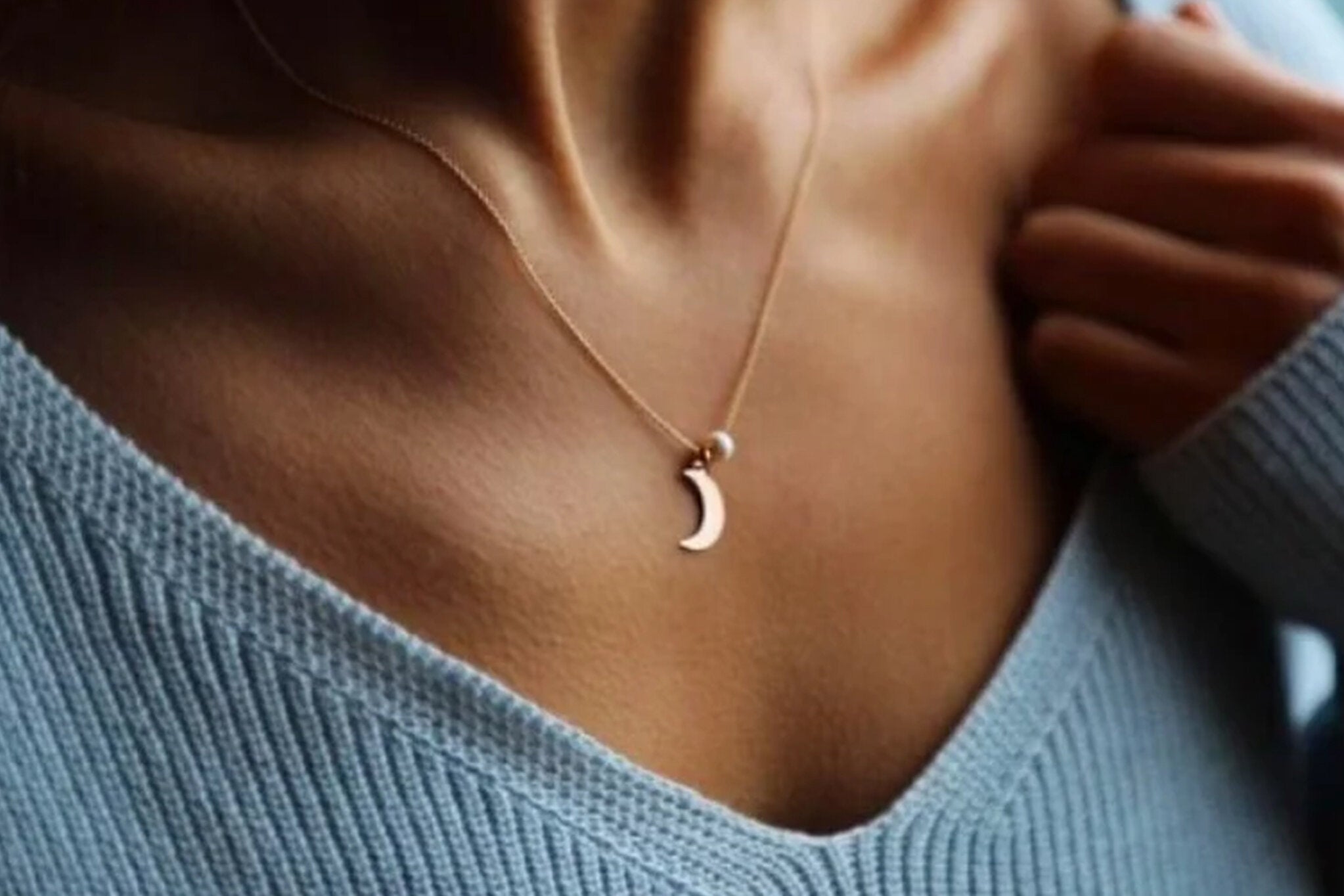 İnci Taşlı Ay Kolye