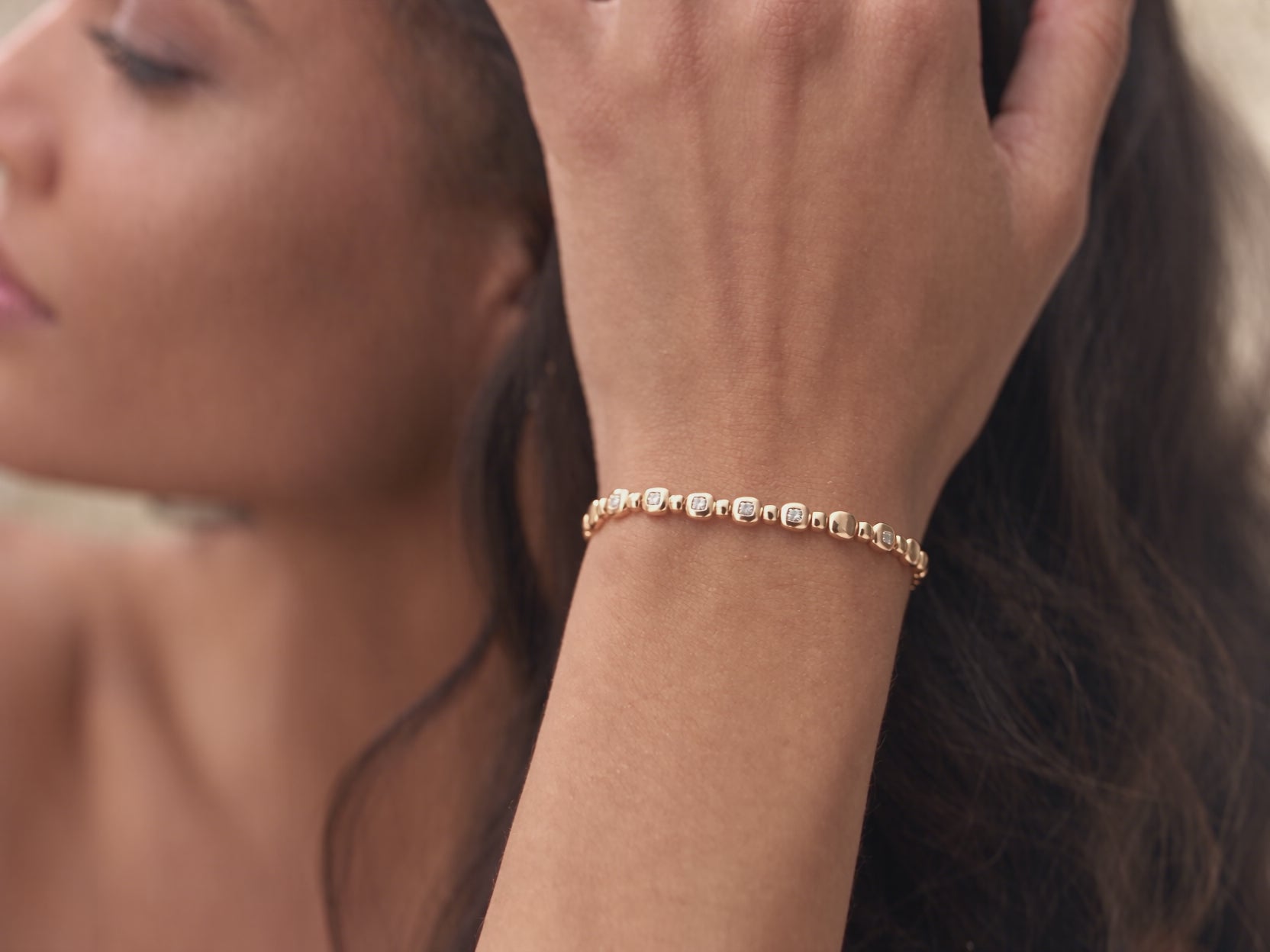 Gala Posh Bangle